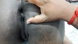 Tamil wife tried anal finger and hard pussy Fucking in missionary hot expression