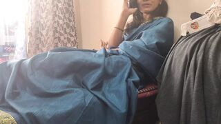 Desi bhabhi gaav gahi aur apne yaar ko phone kar bula hindi audio