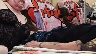 Stepmom makes an unforgettable blowjob and gets a mouthful of cum