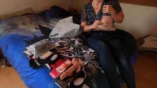 Unboxing I unbox a fan's surprise package