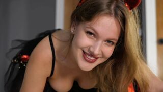 Remember, I'm always hungry! Every time we meet, I'm going to fuck you! POV. VIRTUAL SEX
