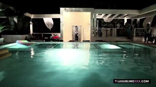 Anal session and squirting of Valentina Canali