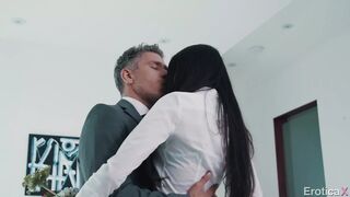 Sexy latina Eliza Ibarra passionate affair with boss - Eroticax